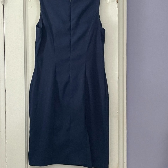 “ Hoda” Dress - Picture 2 of 4